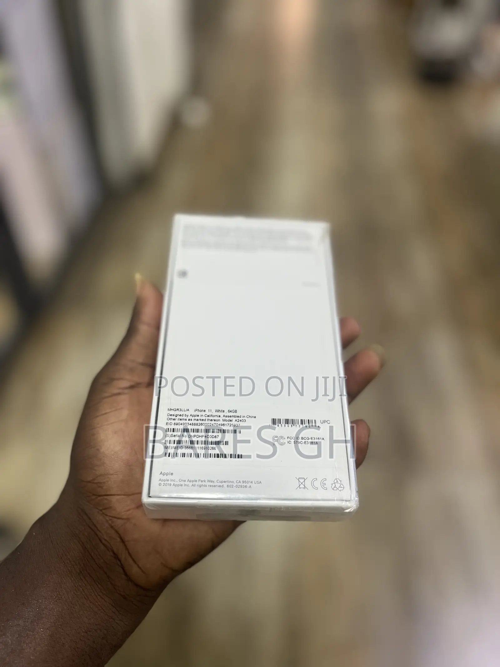 New Apple iPhone 11 64 GB White