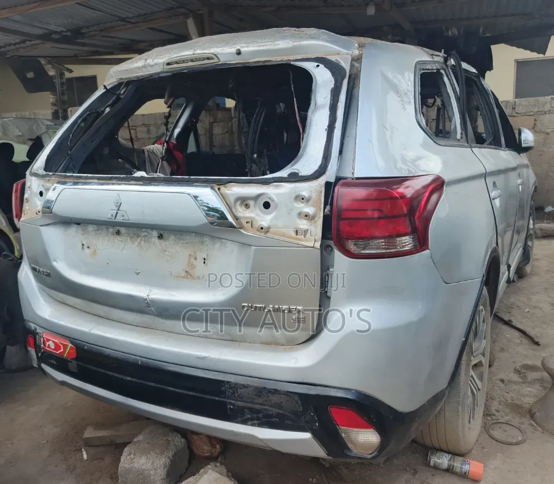 Mitsubishi Outlander Sport 2016 Silver