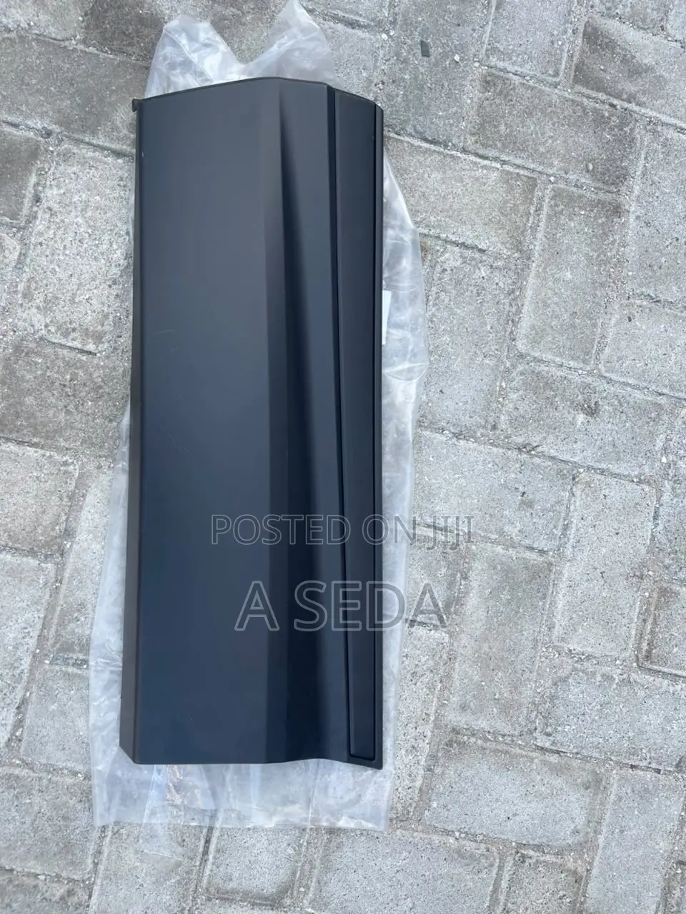 Honda CRV 2017 2018 2019 2020 2021 2022 Back Door Moulding ?