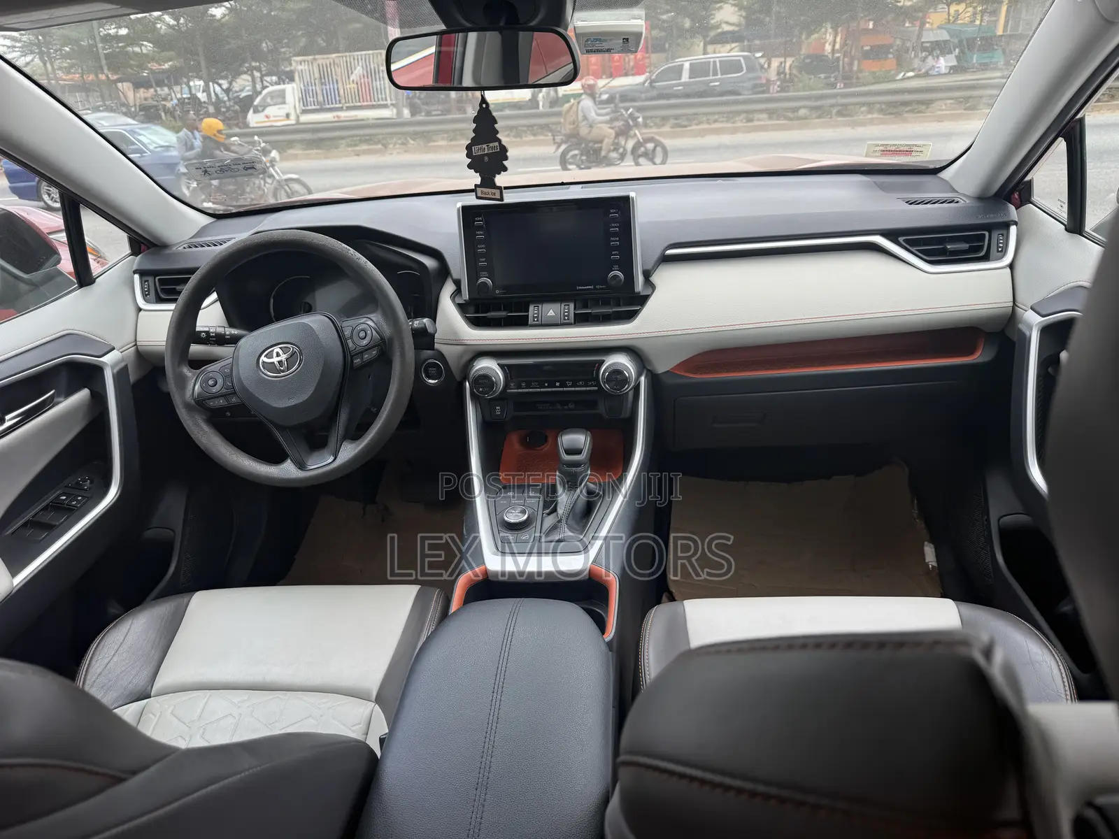 Toyota RAV4 Adventure 2019 Red