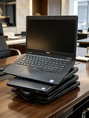 Laptop Dell Inspiron 14 5490 8GB Intel Core i7 SSD 256GB