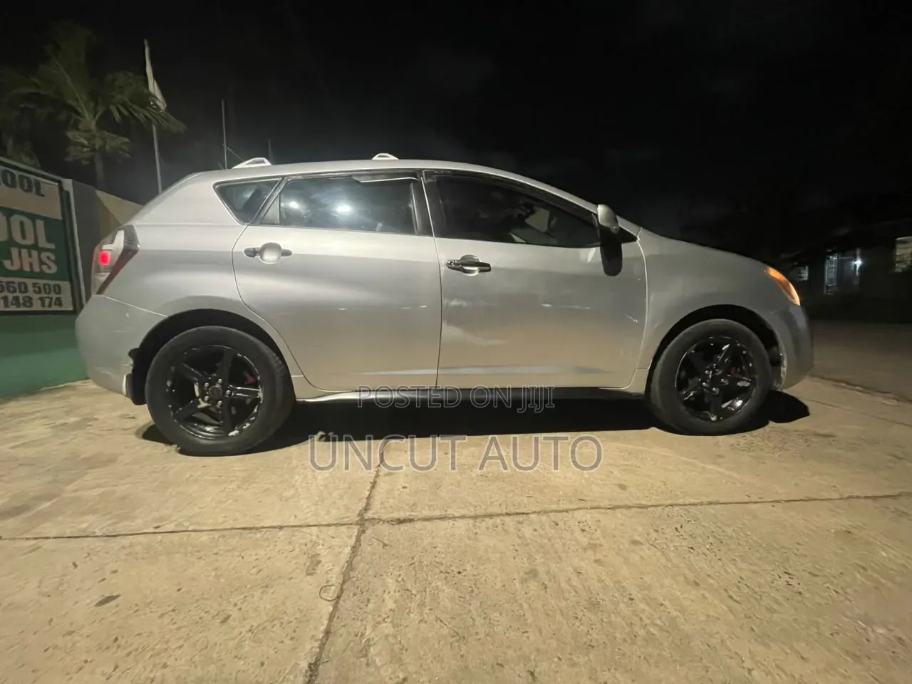 Pontiac Vibe 2010 Silver