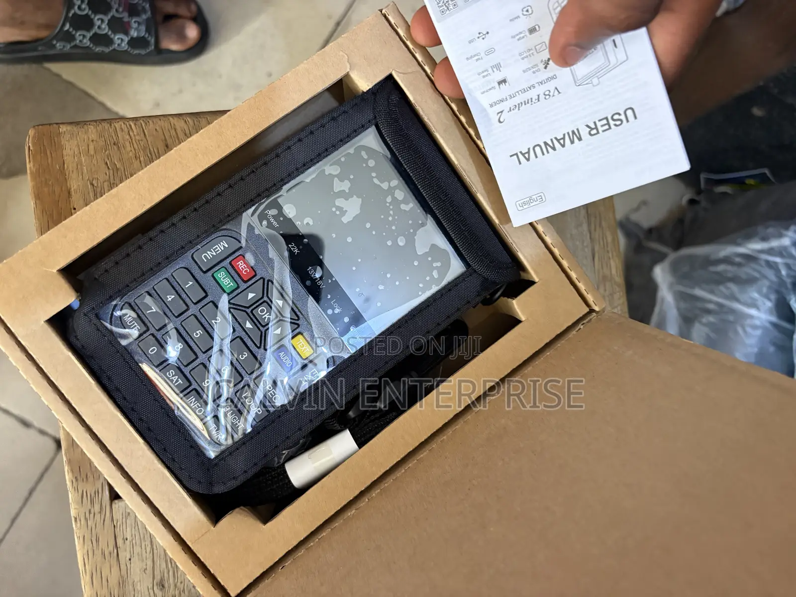 V8 Finder 2 Satellite Finder