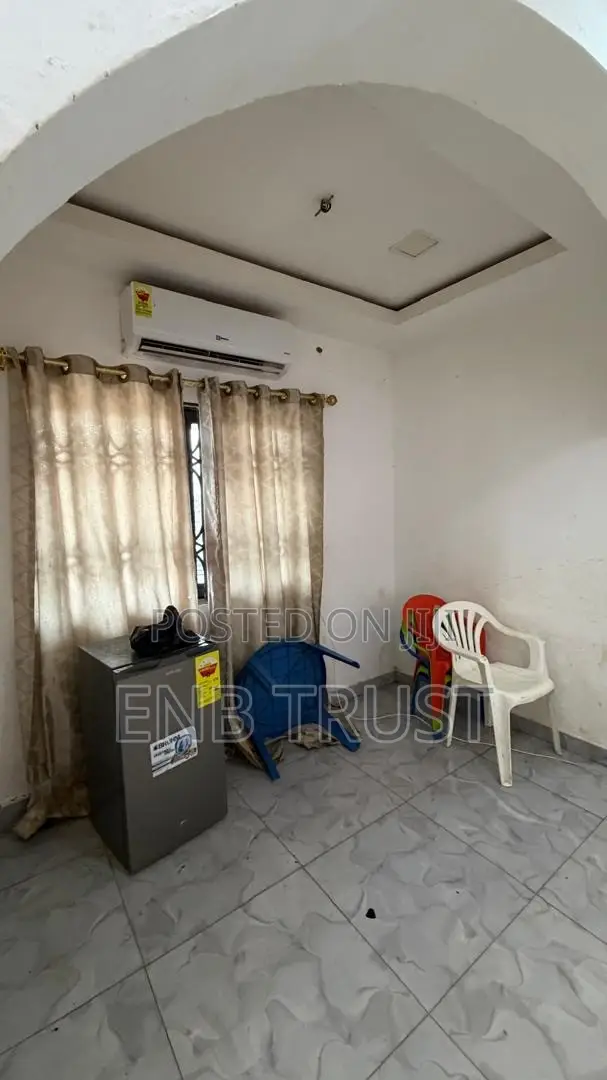 2bdrm Apartment in Amanfrom, Pokuase for rent