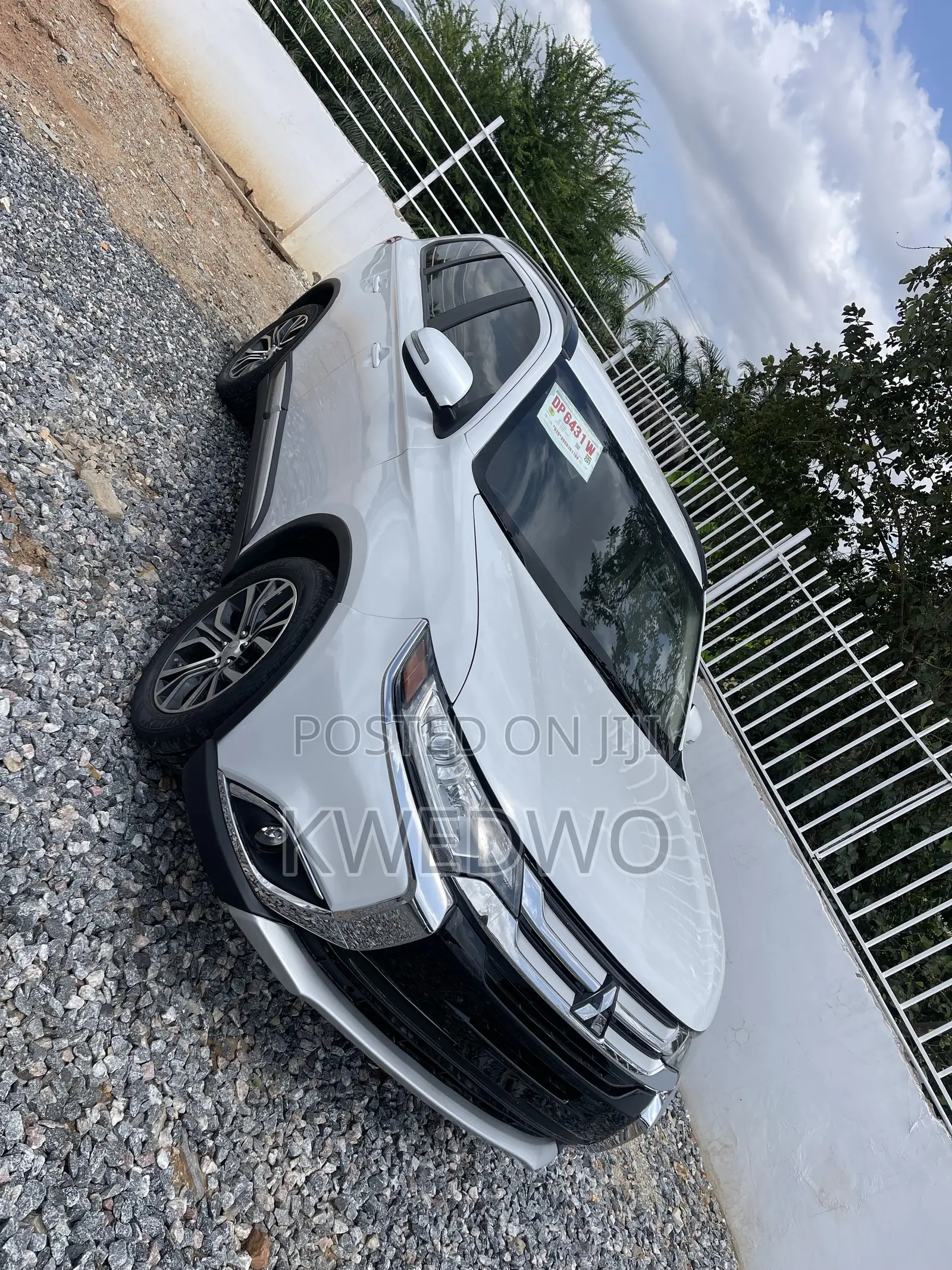 Mitsubishi Outlander SEL FWD 2016 White