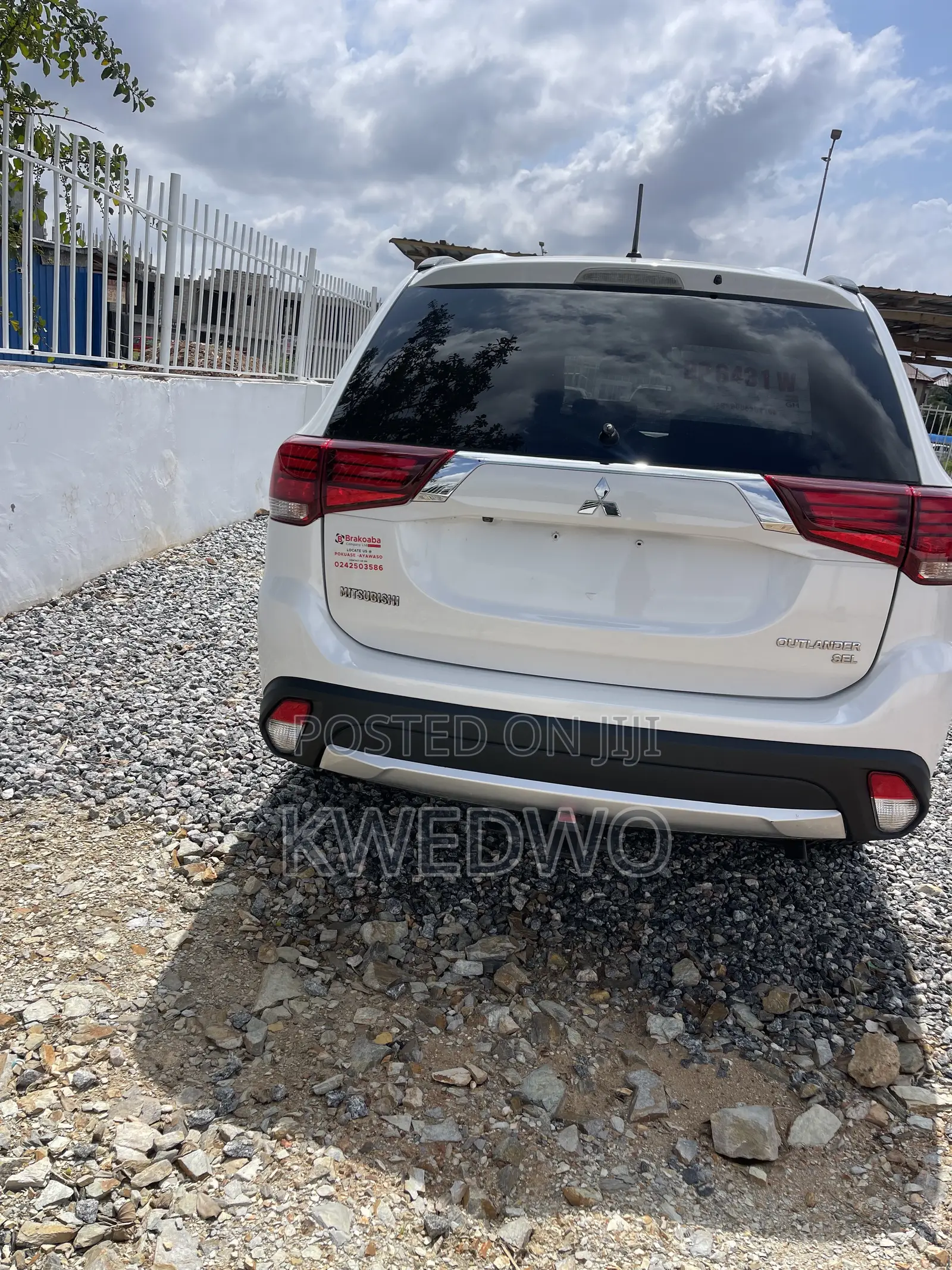 Mitsubishi Outlander SEL FWD 2016 White