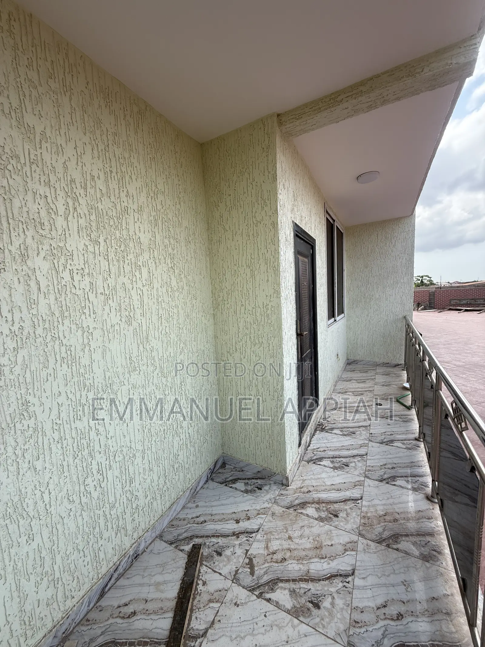 2bdrm Apartment in Awoshei Last Stop, Awoshie for rent