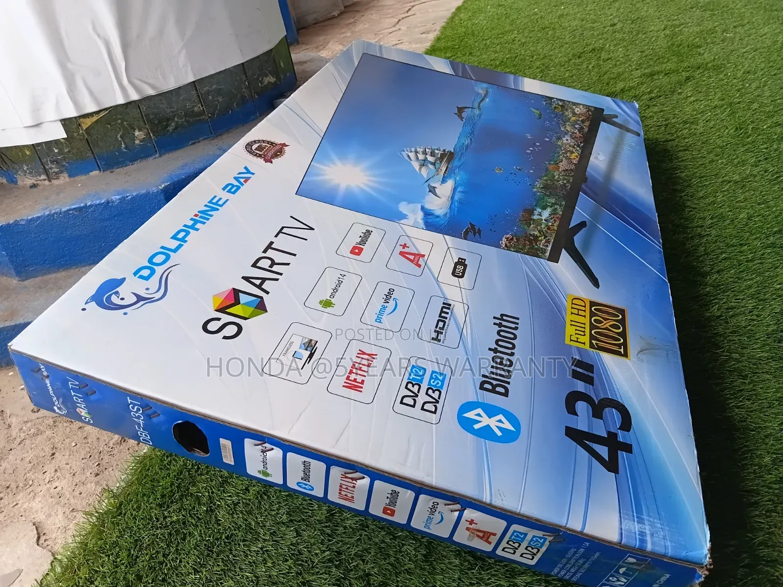 Dolphine Bay Smart TV - Bluetooth, Netflix & More
