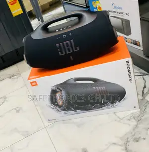 JBL Signature Sound Boombox 4 Black Speaker