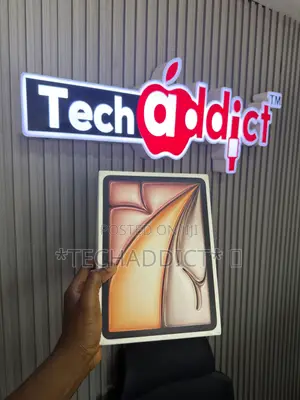 New Apple iPad Air 11 (2026) 128 GB Silver