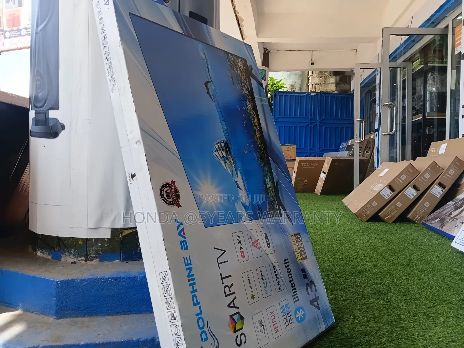 Dolphine Bay Smart Television - Quality Viewing With Full HD