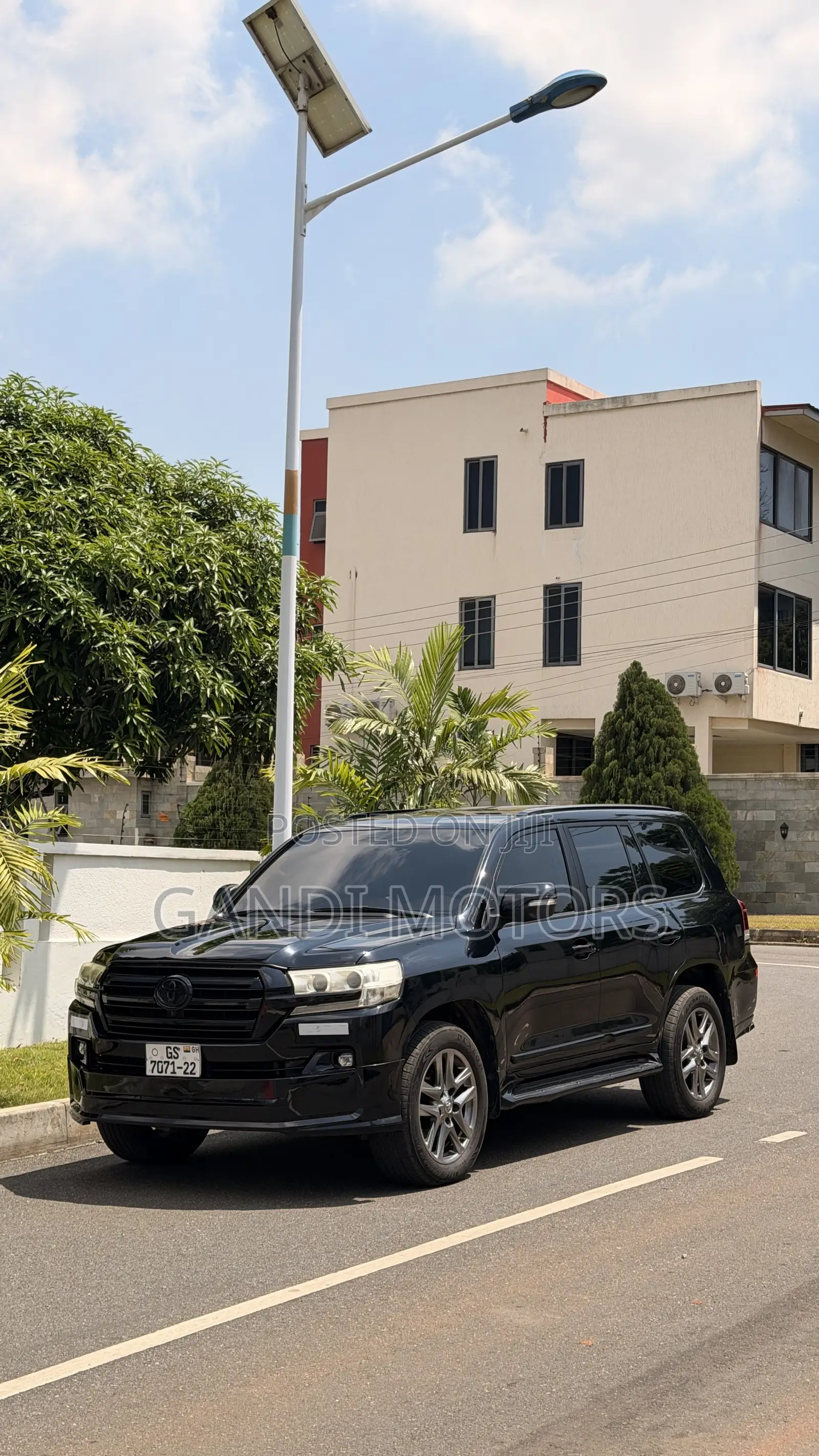 Toyota Land Cruiser 4.5 V8 GX-R 2014 Black