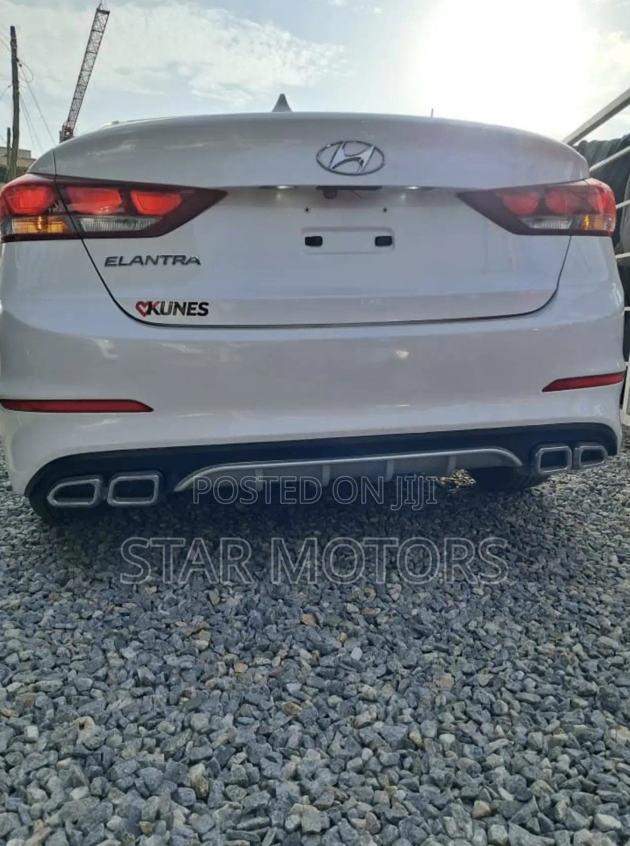Hyundai Elantra 2017 White