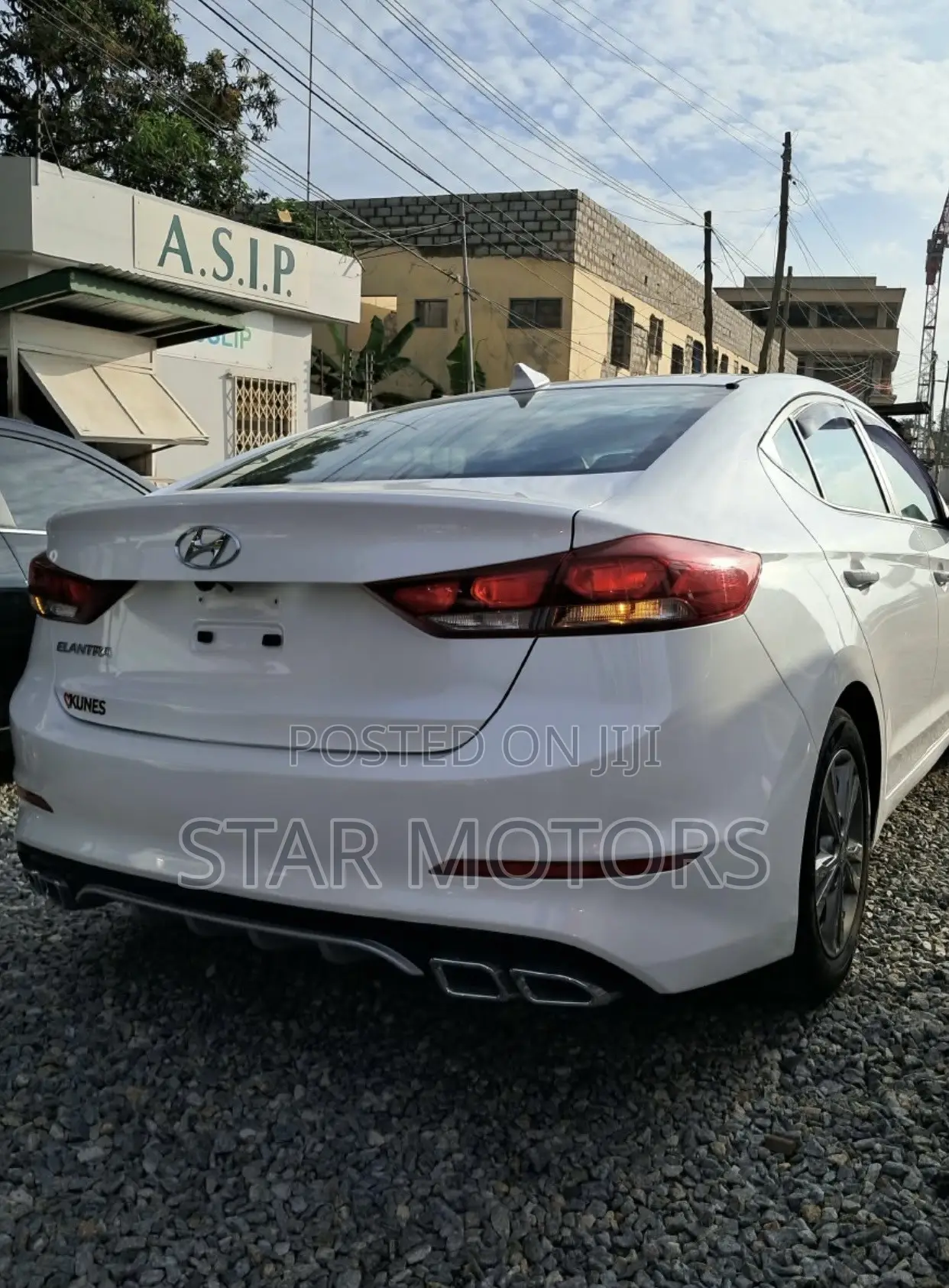 Hyundai Elantra 2017 White