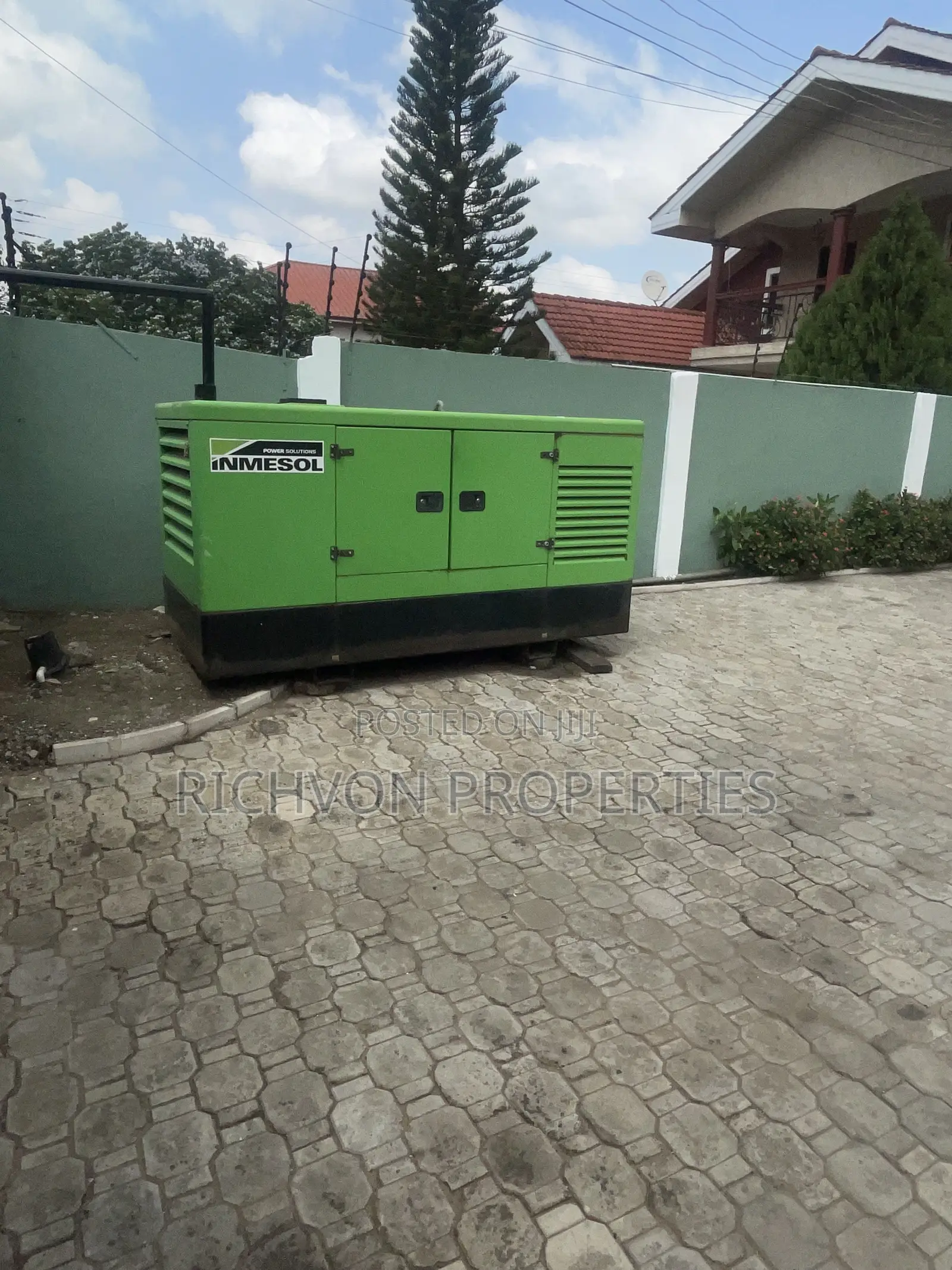 6 Bedroom Commercial Property for Office Use for Rent