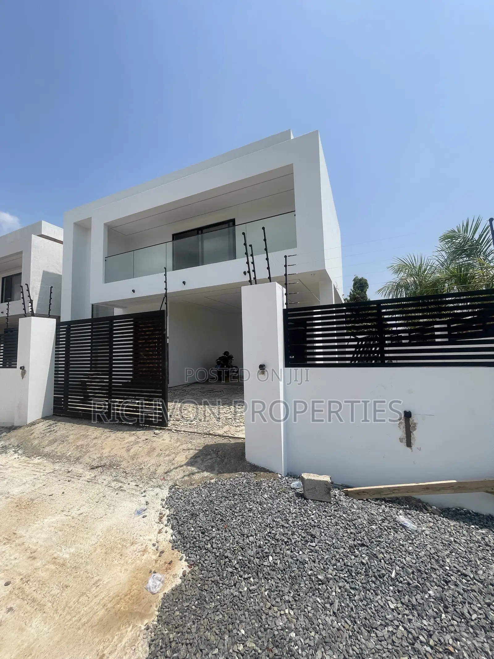 4bdrm House in Mari Vile Homes, Manet Junction for sale