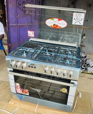 Morden Designed Glass Lid 4 Gas + 1 Electric Cooker