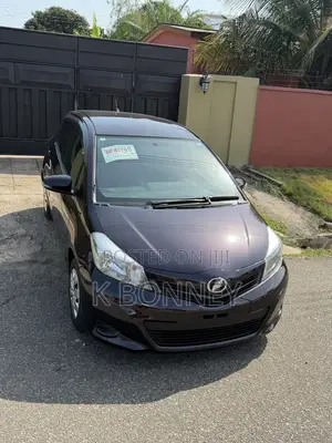 Toyota Vitz 2014 Purple