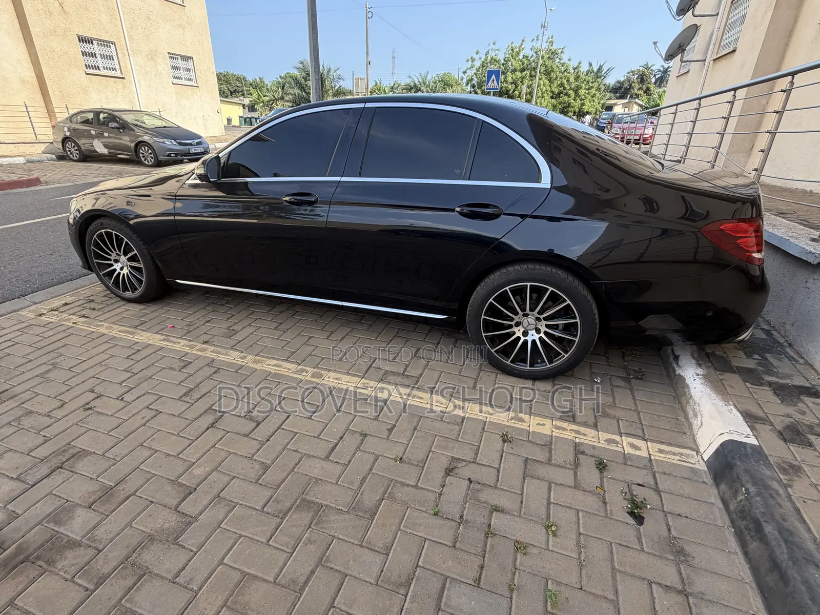 Mercedes-Benz E200 2019 Black