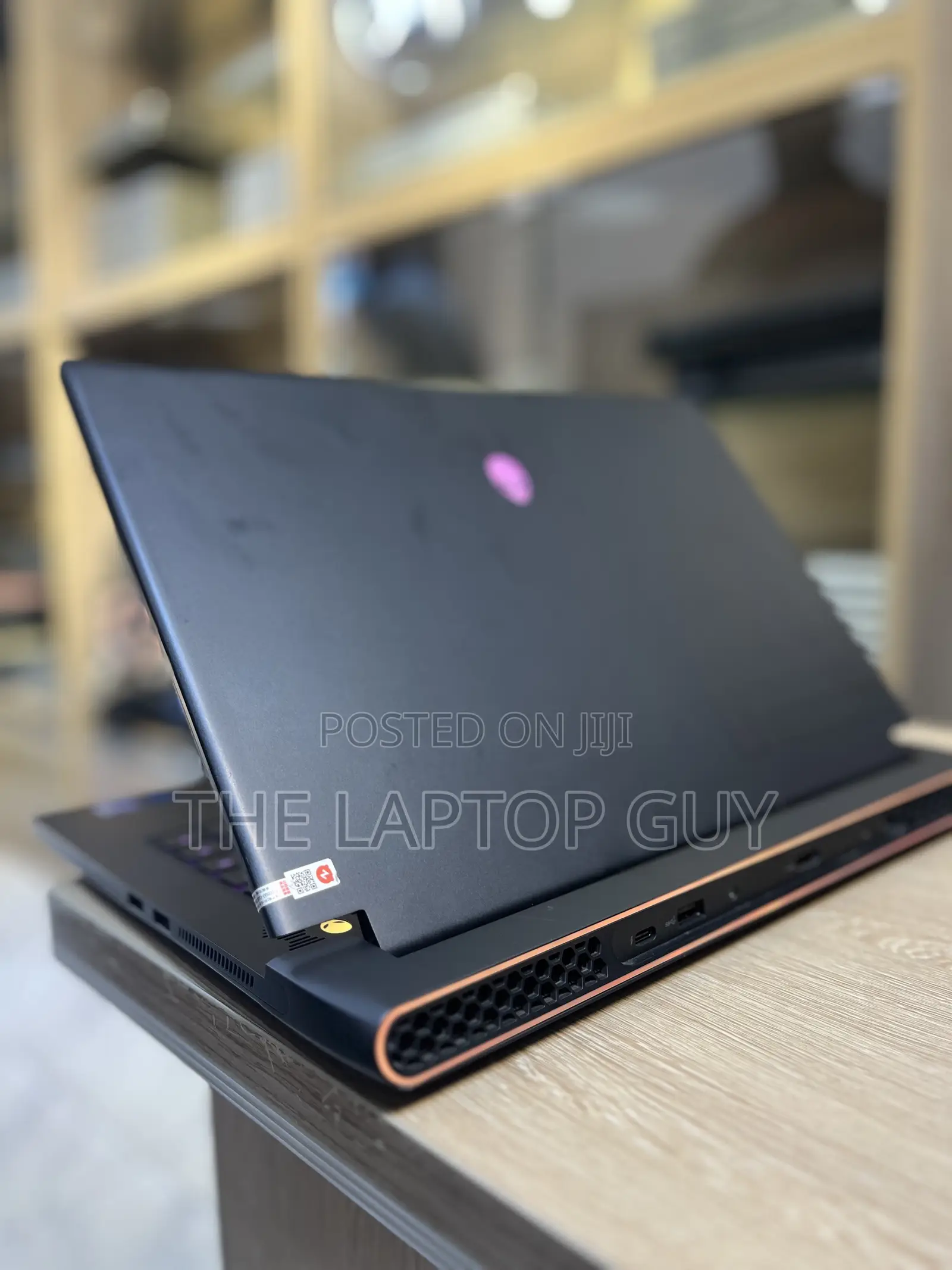 Laptop Alienware M16 R2 16GB Intel Core i7 SSD 1T
