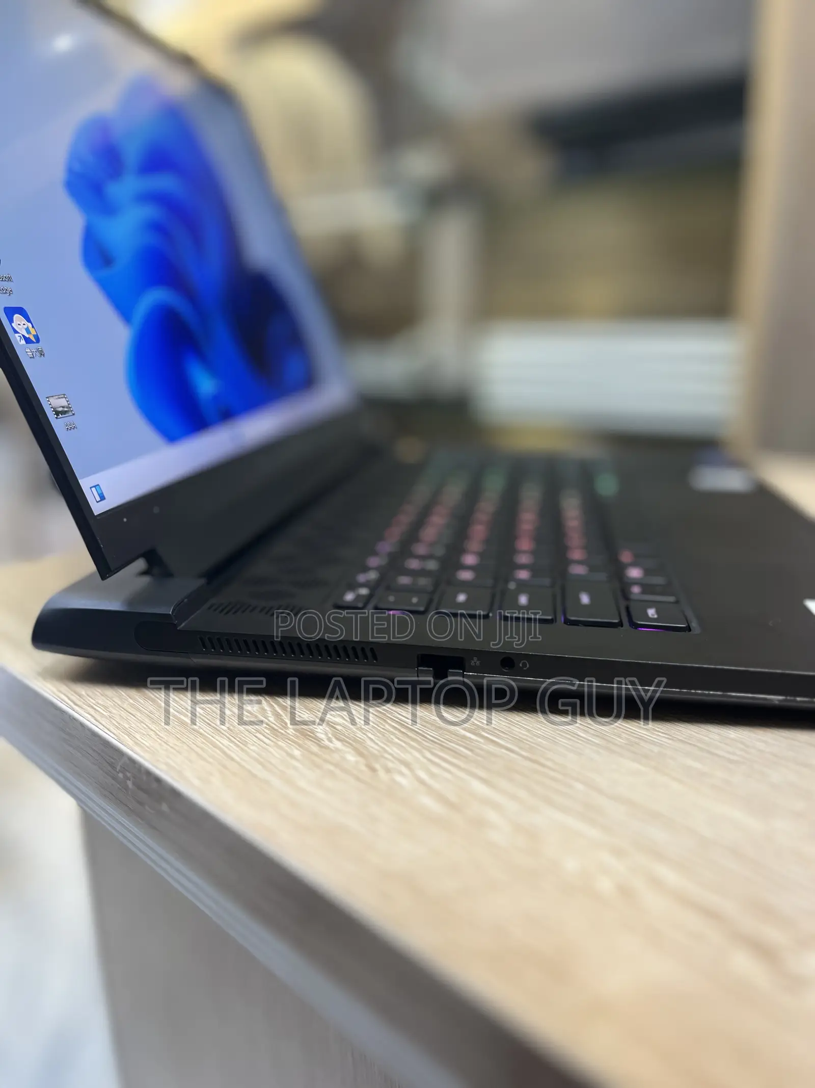 Laptop Alienware M16 R2 16GB Intel Core i7 SSD 1T