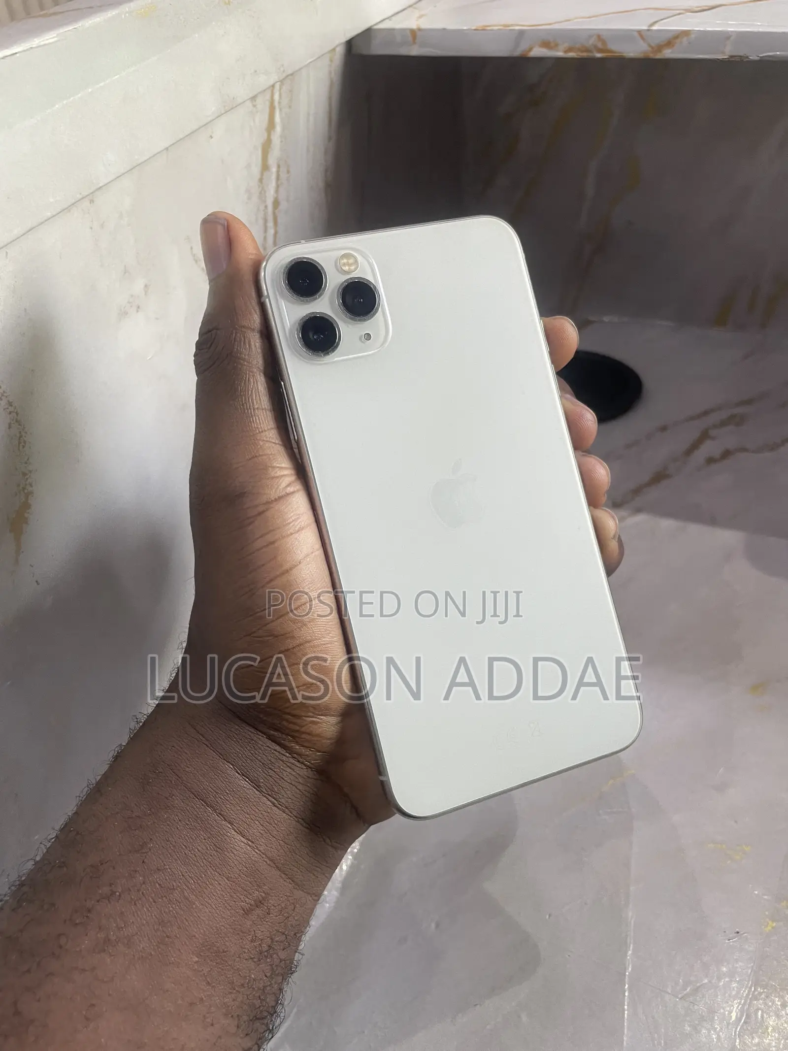 Apple iPhone 11 Pro Max 64 GB White