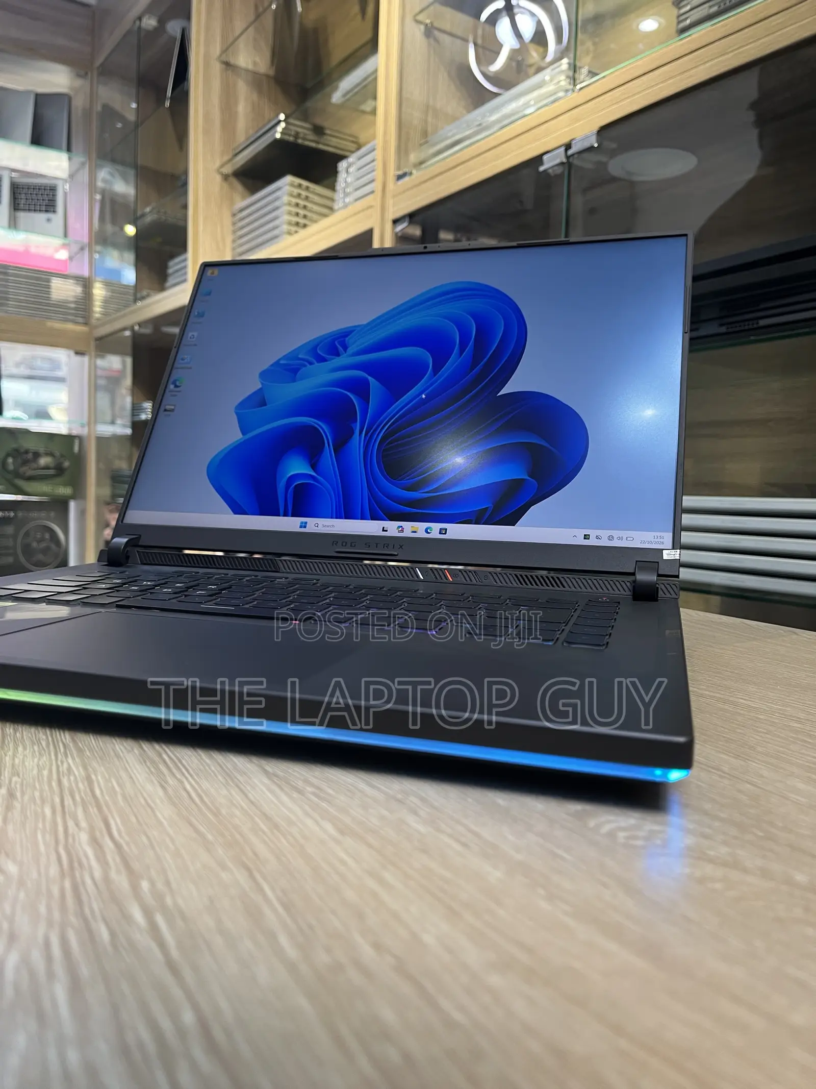 Laptop Asus ROG Strix G16 16GB Intel Core i7 SSD 1T