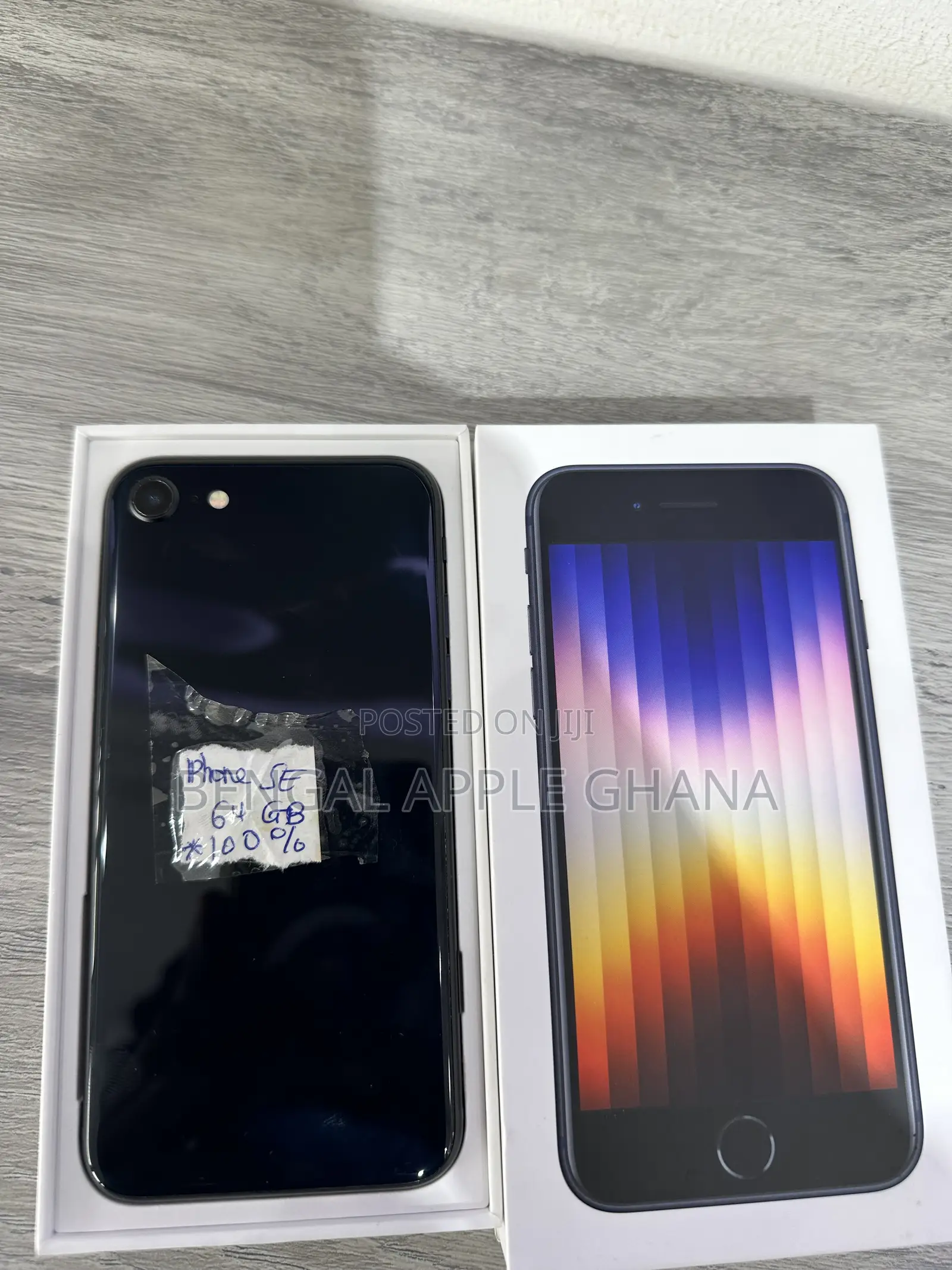 Apple iPhone SE (2022) 64 GB Black