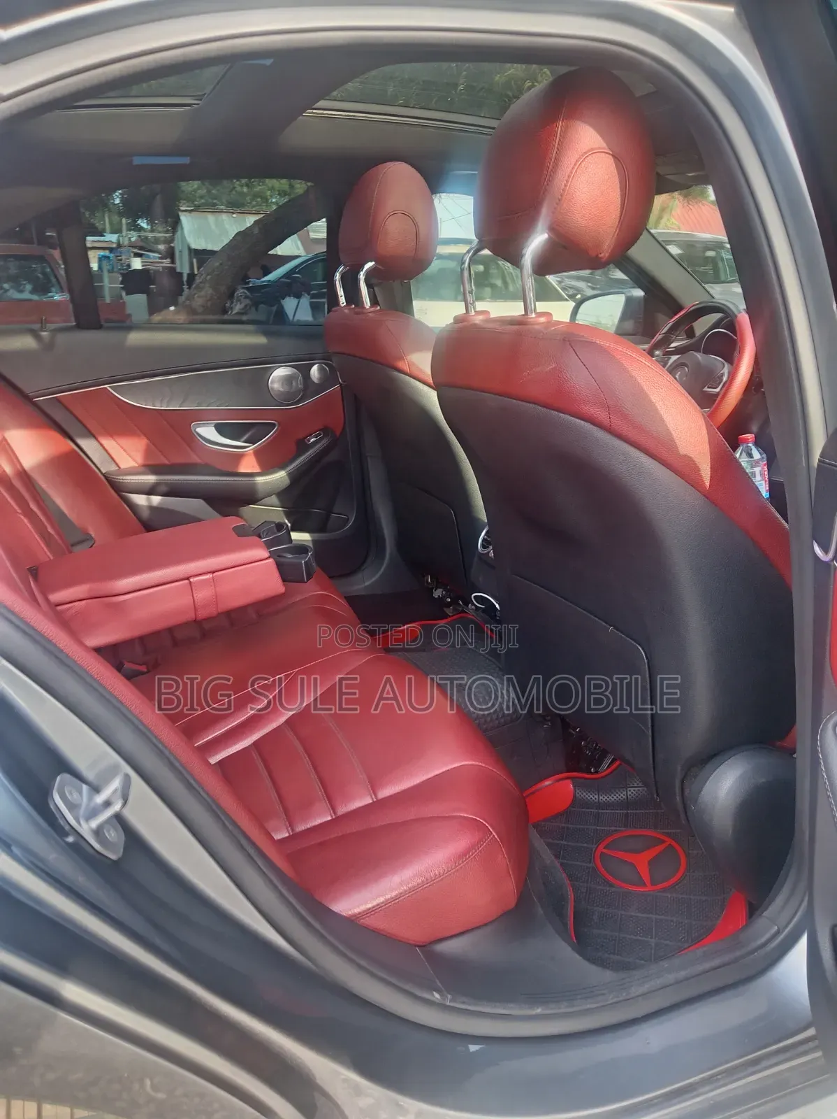 Mercedes-Benz C300 Luxury 4matic Sedan AWD (2.0L 4cyl 7A) 2017 Gray