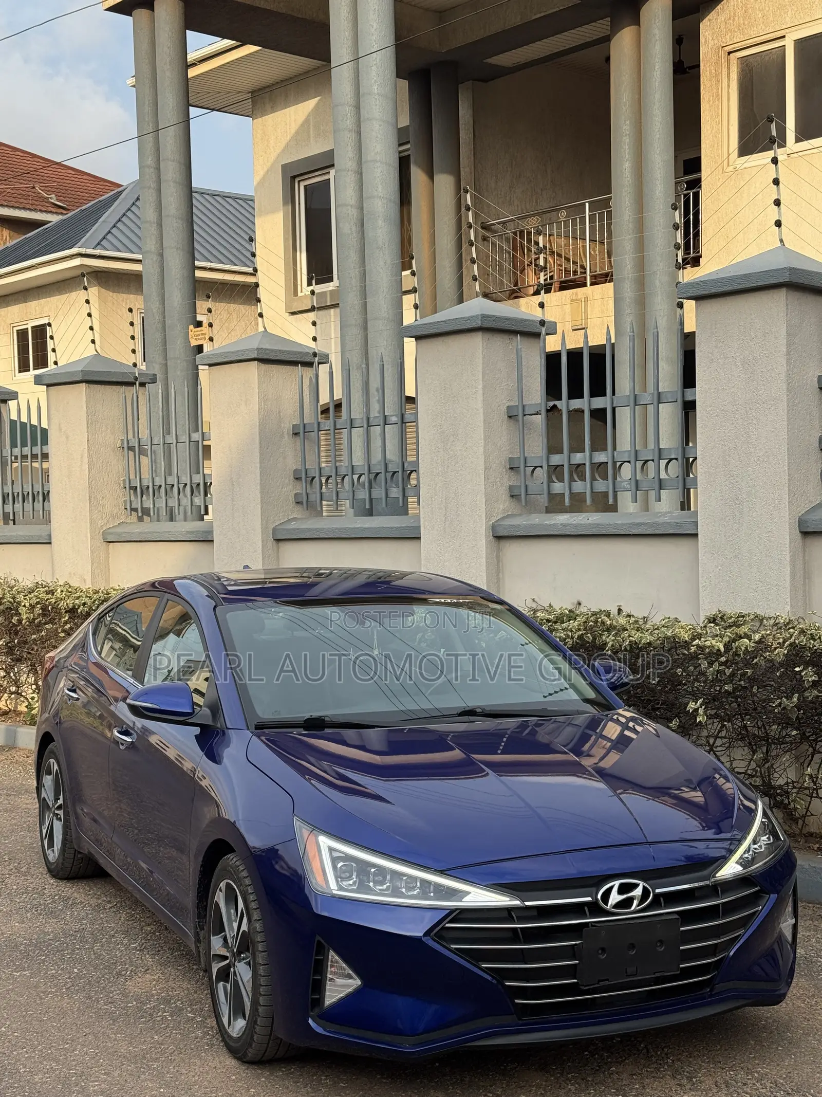 Hyundai Elantra Limited 2020 Blue