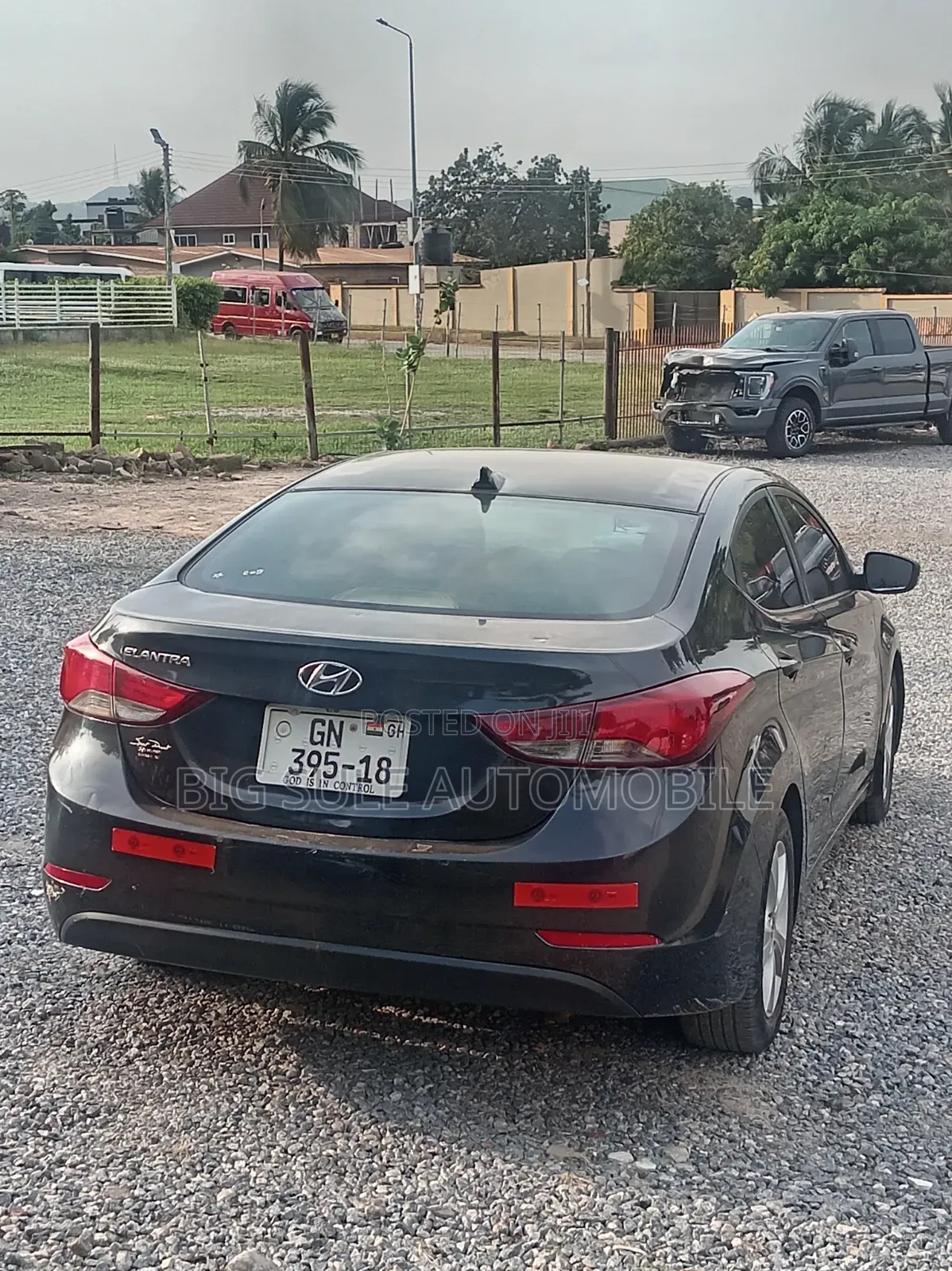 Hyundai Elantra Limited Sedan FWD (1.8L 4cyl 6A) 2016 Black