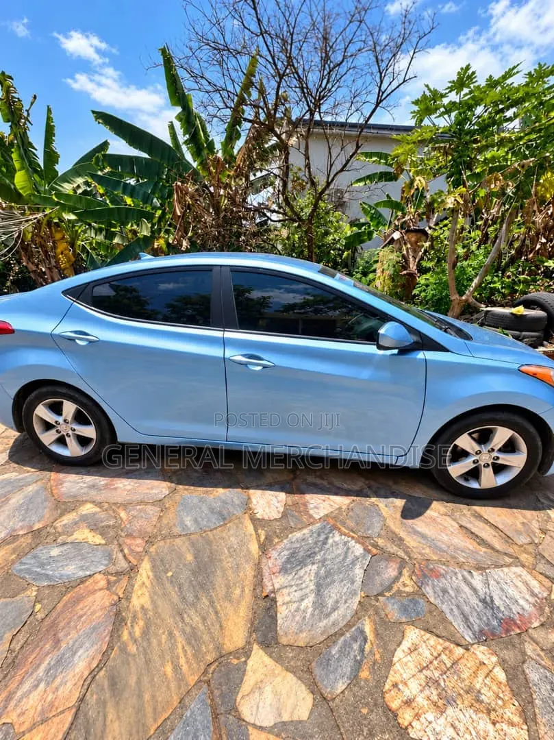 Hyundai Elantra 2012 Blue