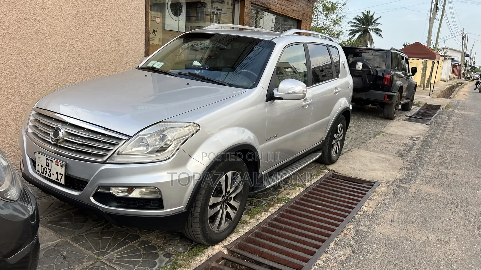 SsangYong Rexton 2016 Silver