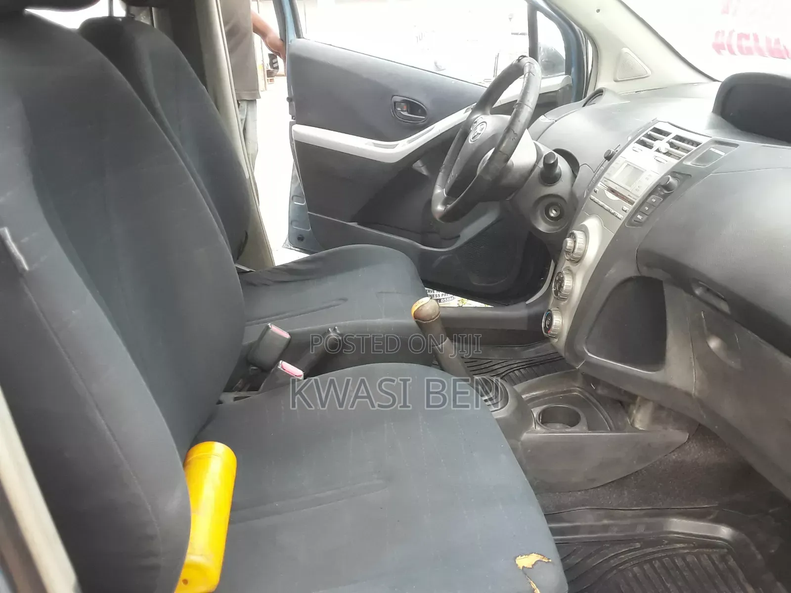 Toyota Yaris 2010 Blue