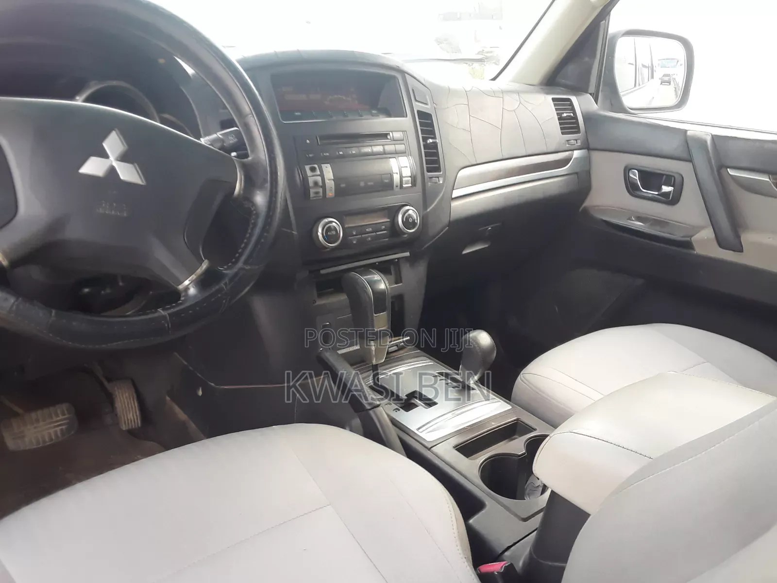 Mitsubishi Pajero 2013 Gray