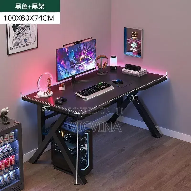 Office/Studio/Sturdy Table