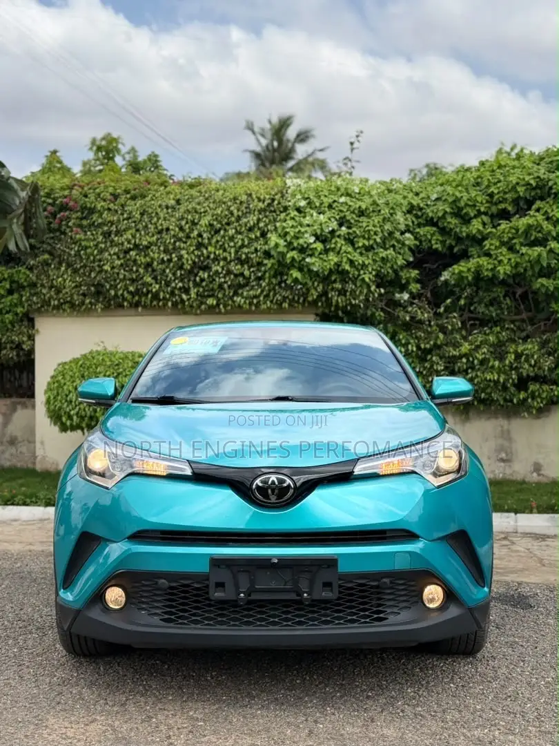 Toyota C-HR XLE FWD 2019 Blue