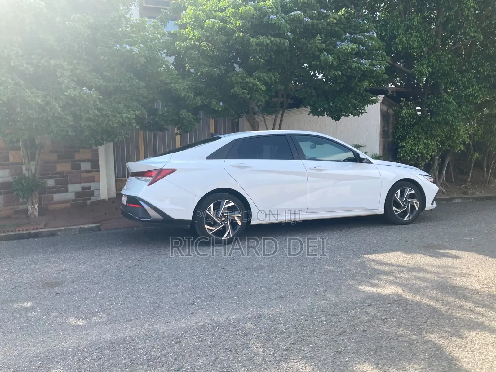 Hyundai Elantra SEL 2024 White