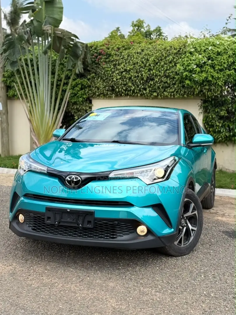 Toyota C-HR XLE FWD 2019 Blue