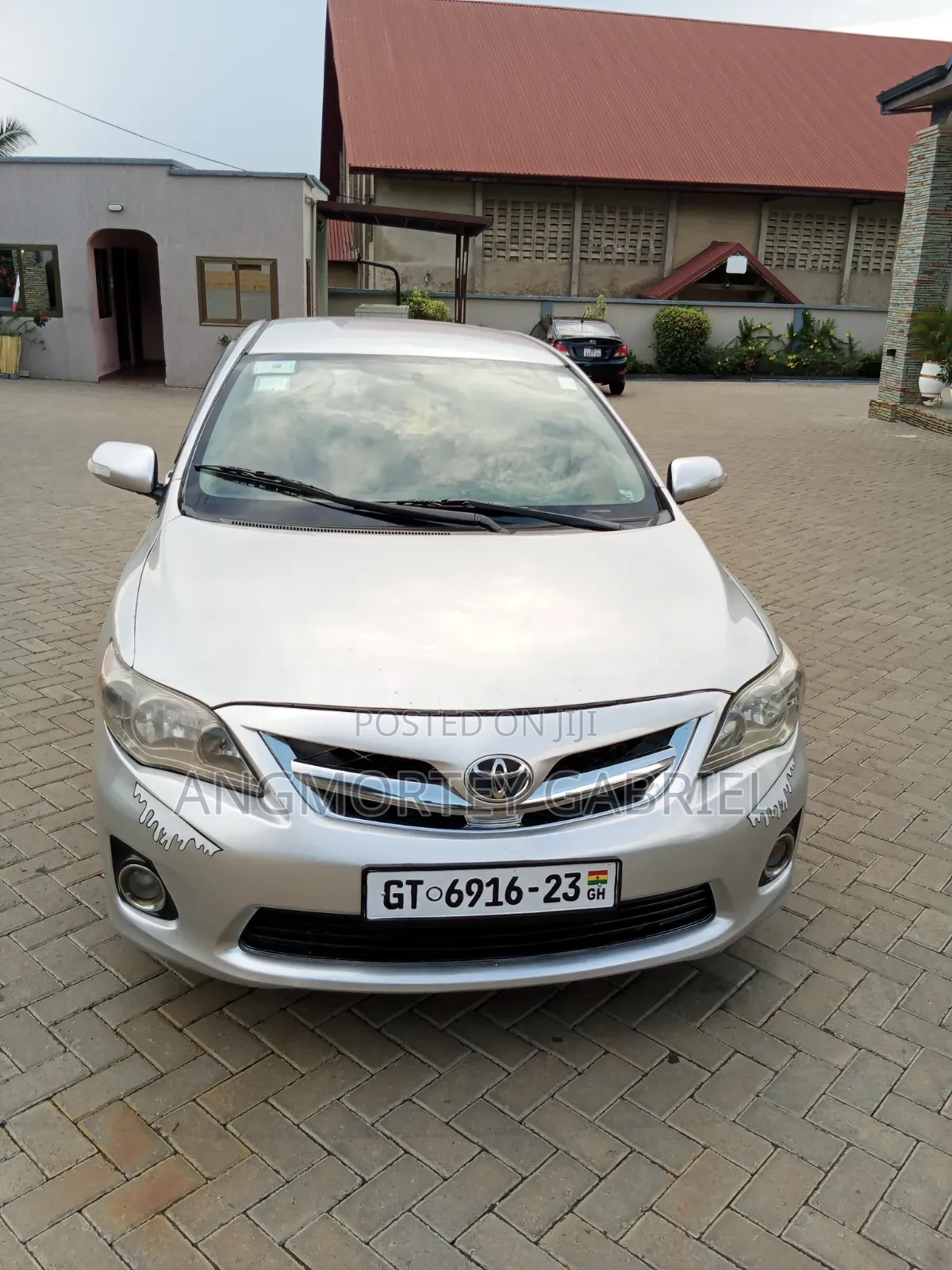 Toyota Corolla 2012 Silver