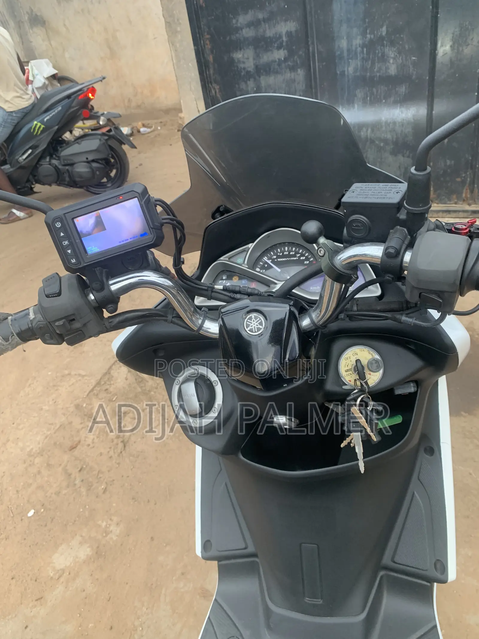 Yamaha NMAX 155 2022 White