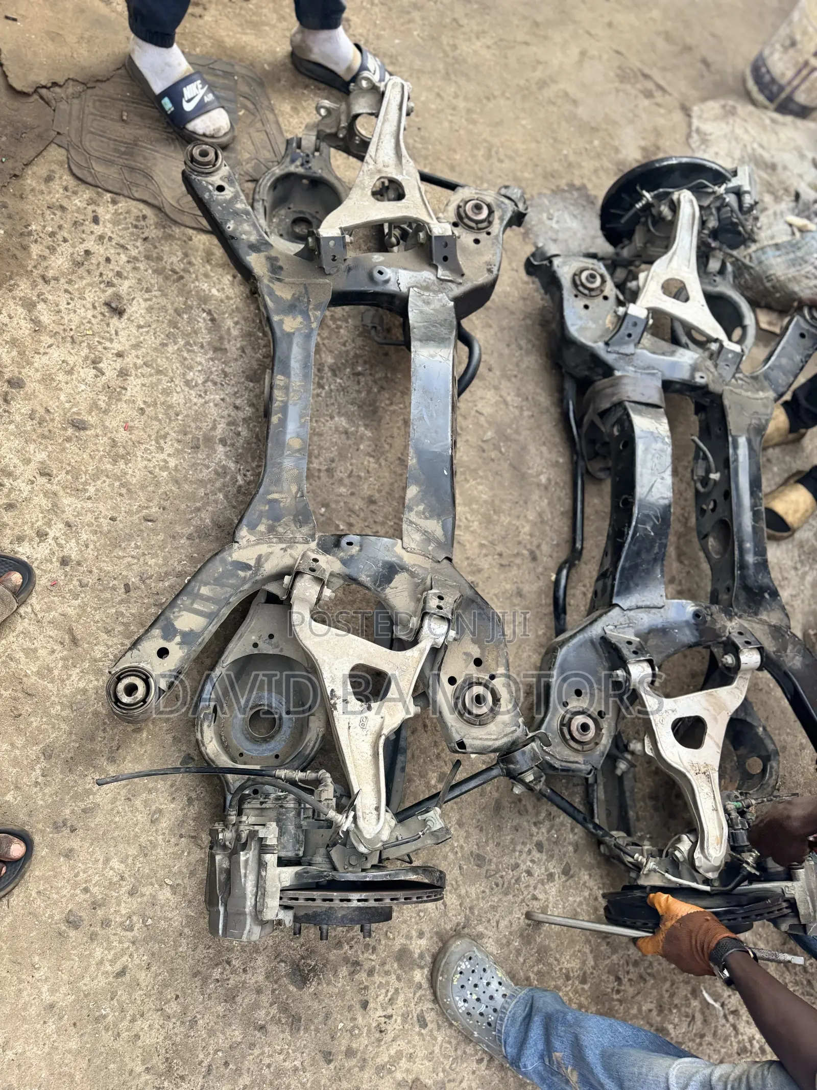 Mitsubishi Outlander 2023 Back Axel Complete Available