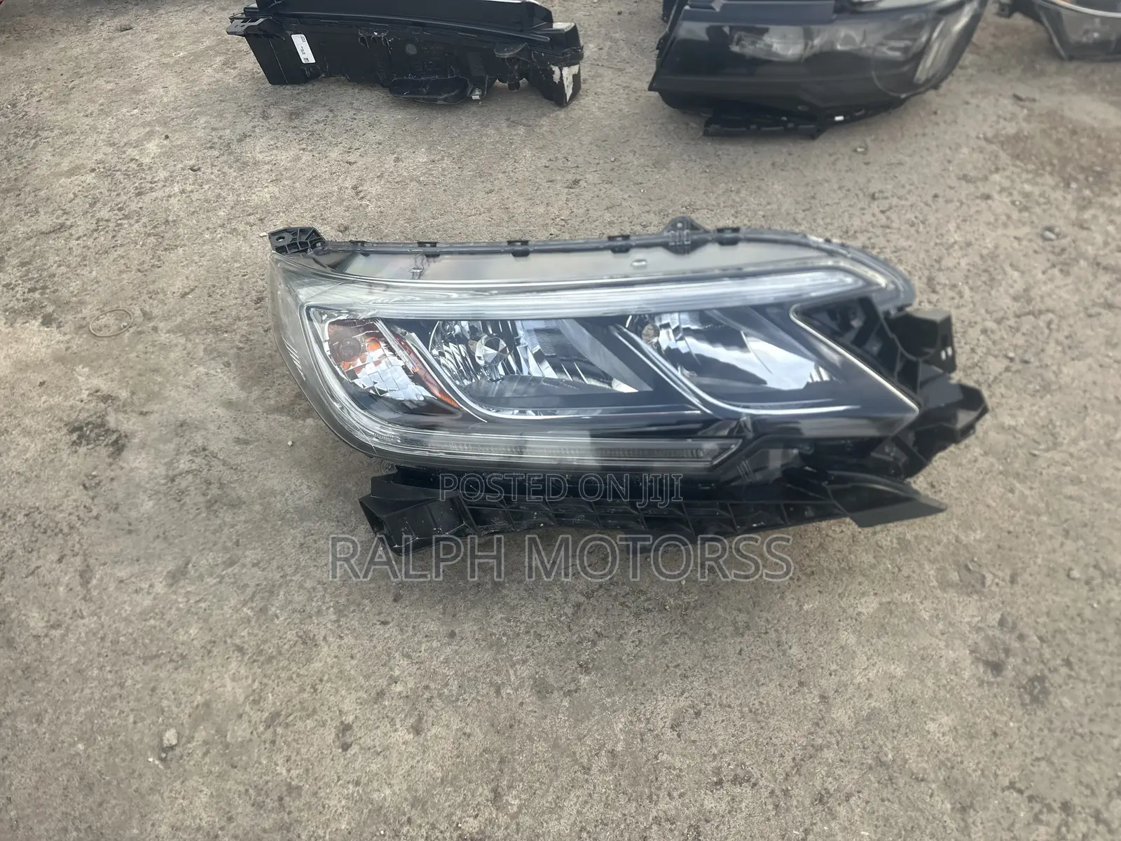 Honda CRV 2015-2016 Headlight Pair LED
