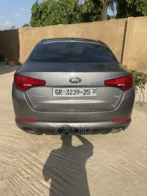 Kia Optima EX Turbo Sedan (2.0L 6cyl 6A) 2012 Gray