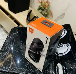 JBL Deep Bass Flip 7 Bluetooth Black Speaker