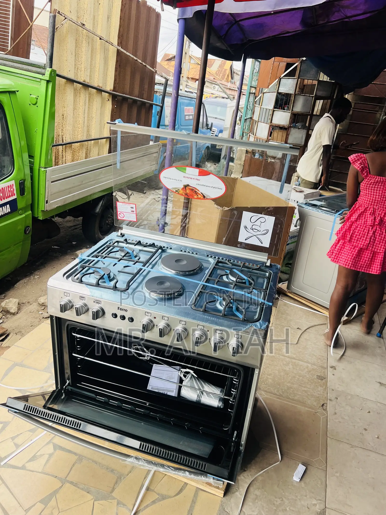 Exceptional Performance Ferre 4 Gas + 2 Cooker