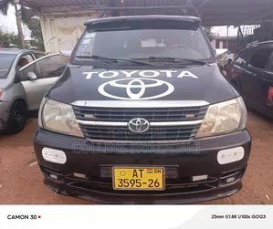 Toyota HiAce 2010 Black