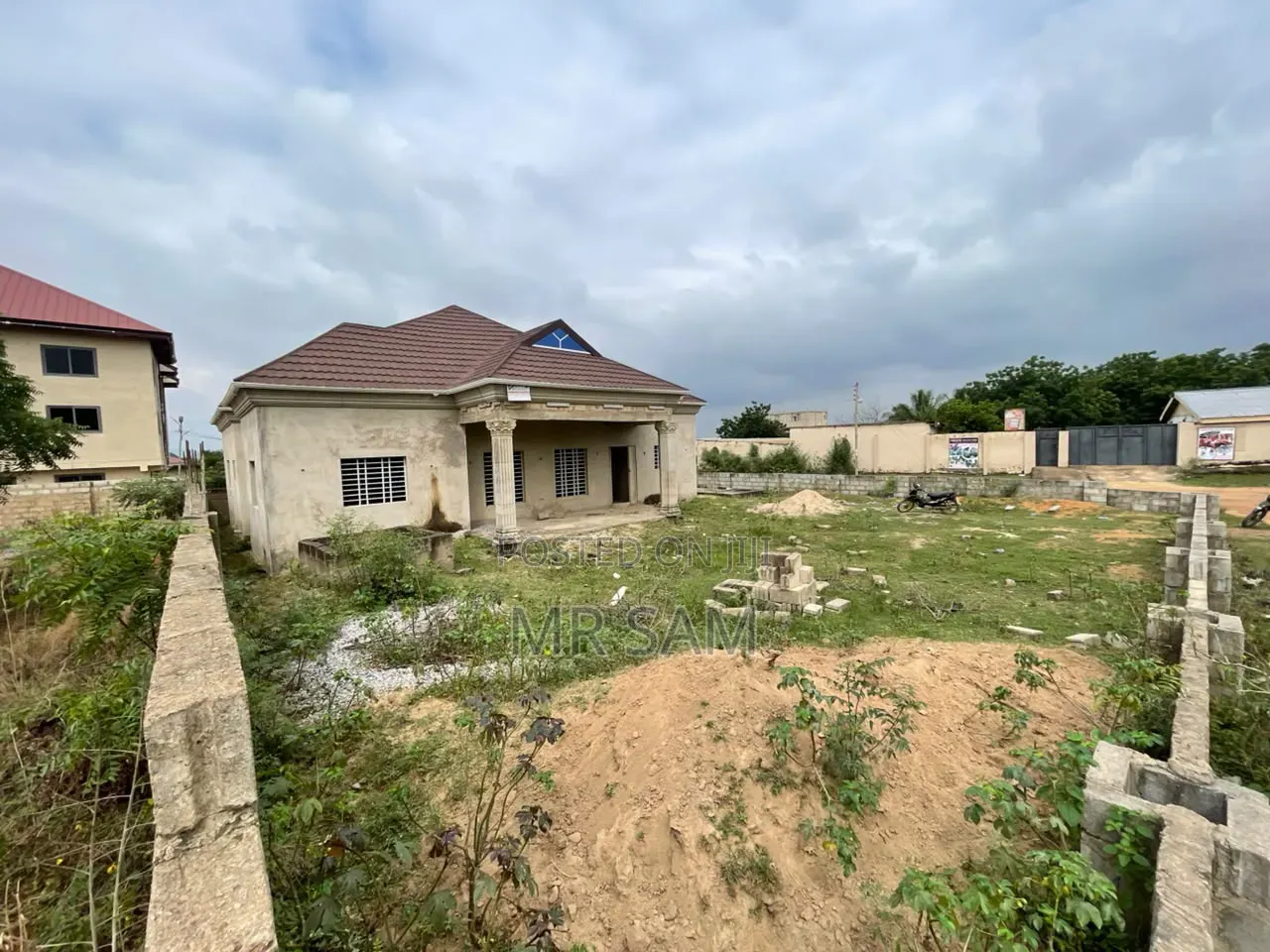 4bdrm House in Ablekuma Joma, Manhean for sale
