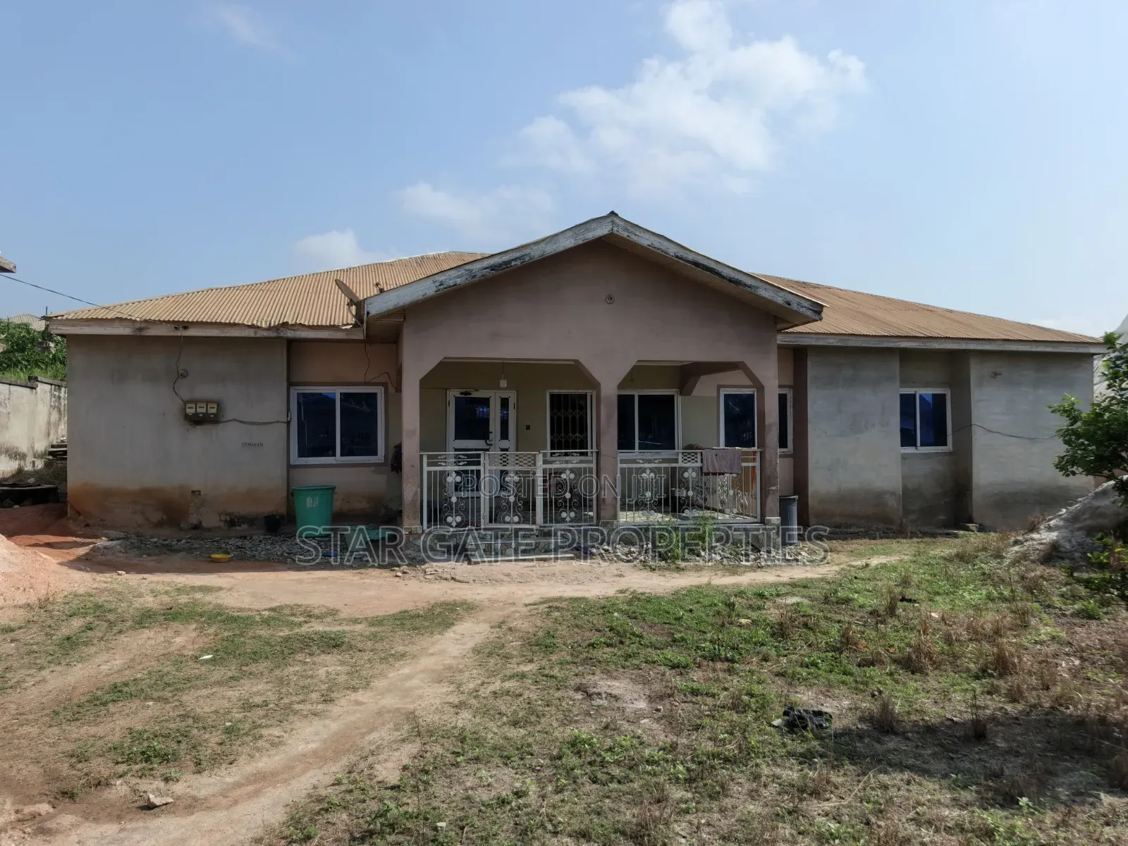 6bdrm House in Kumasi Metropolitan for sale