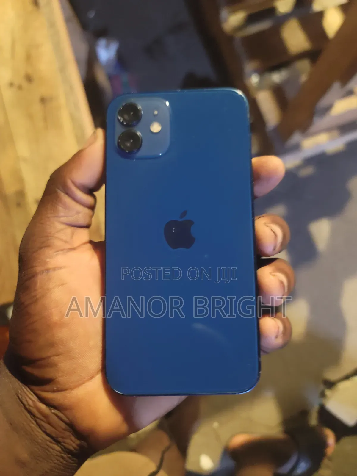 New Apple iPhone 12 64 GB Blue
